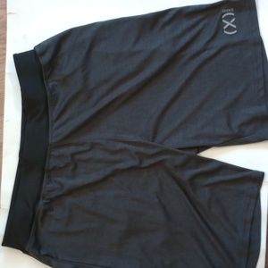 2(x)ist ACTIVEWEAR SPORT RUNNING WOVEN SHORTS, size XL, grey and black